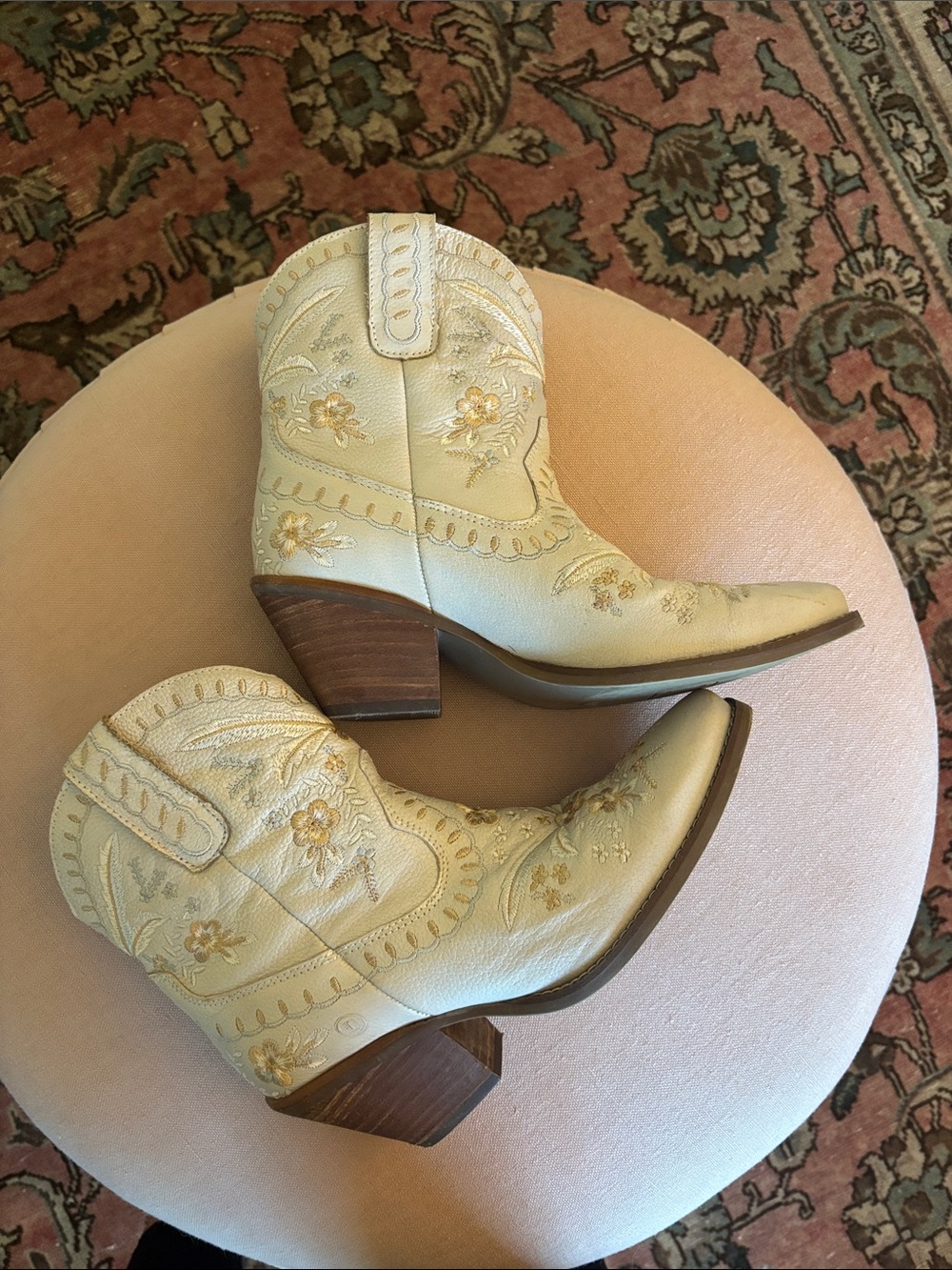 Dingo Embroidered Boots